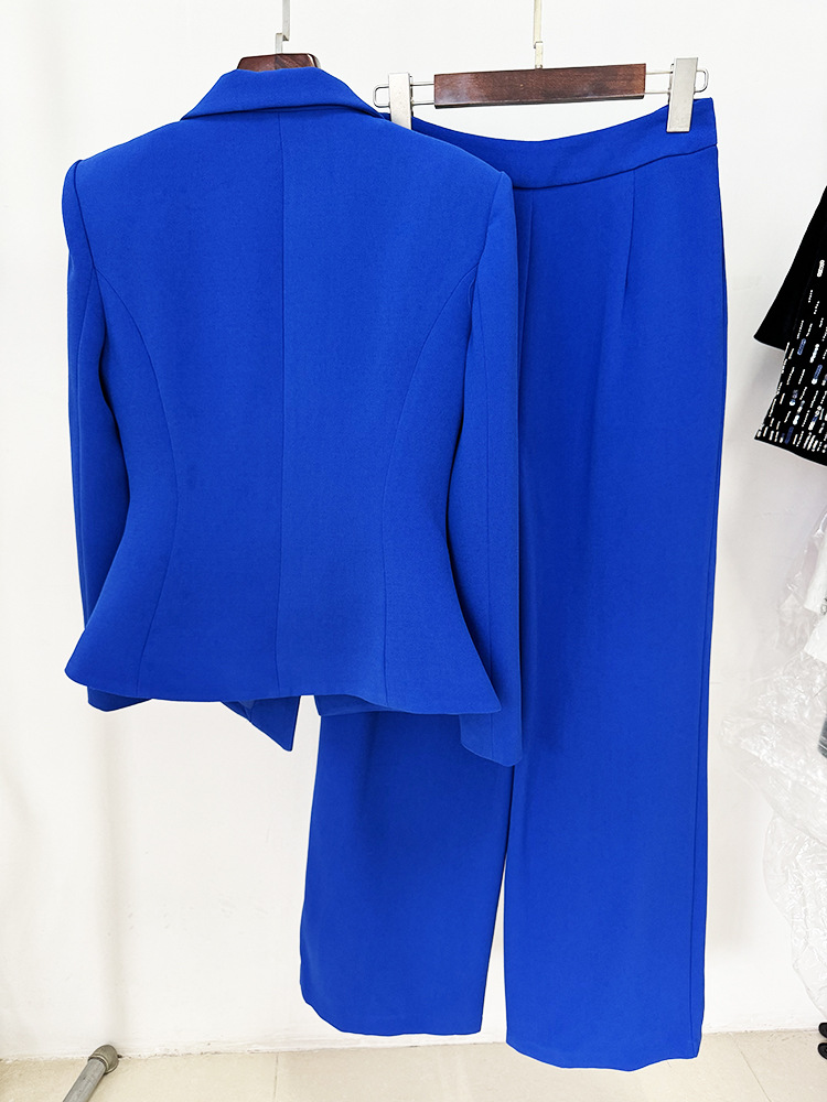 أحدث صيحات الموضة لعام 2026 من - مراجعة Slim Fit Suit Set وسعره